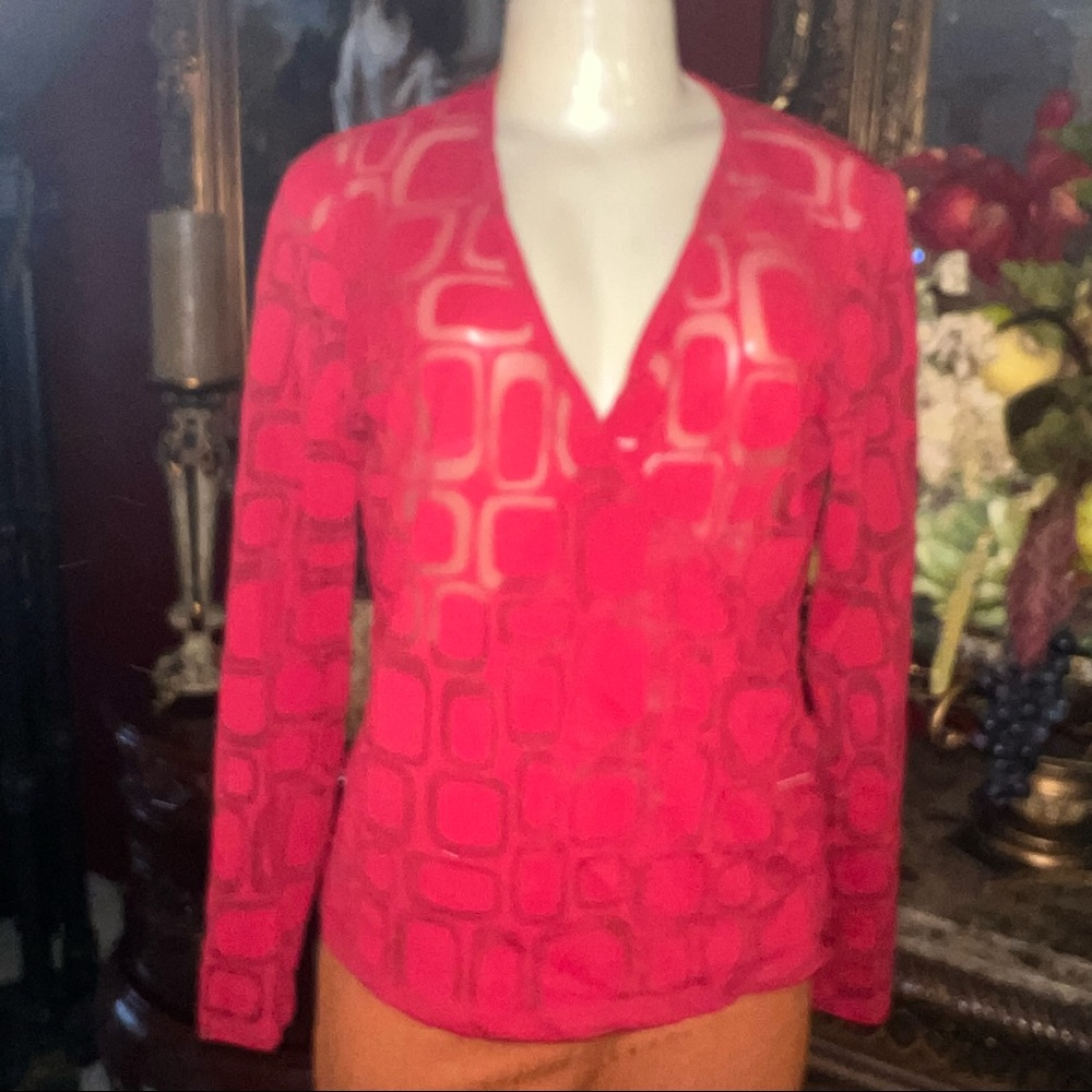 🌺♥️🌺 New York & company: Red blouse long sleeve size L